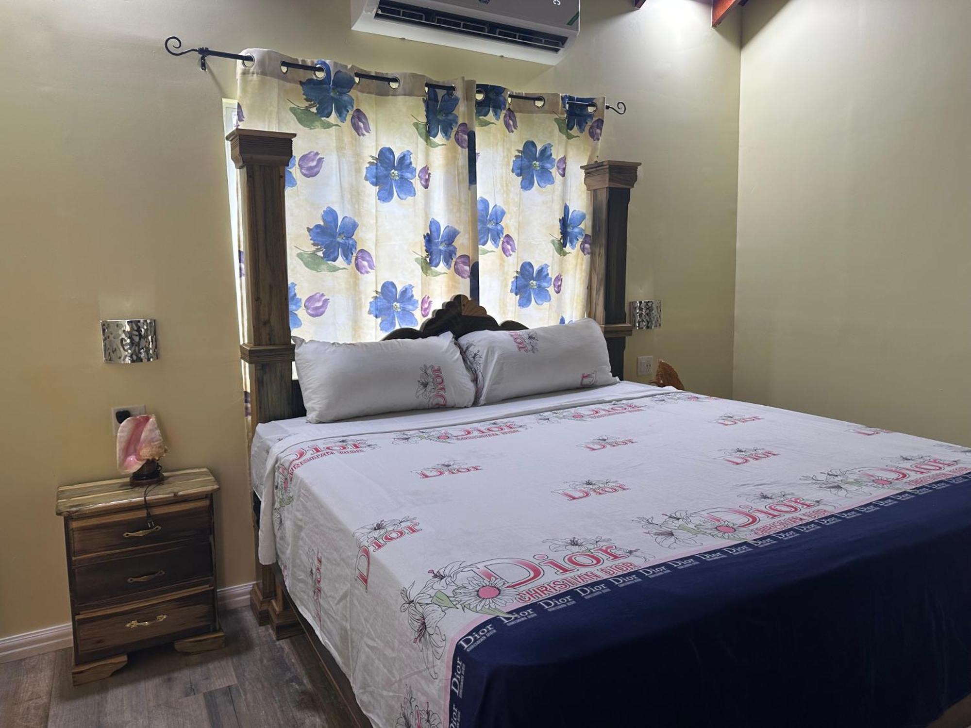 Hotel Yoga Dreams Negril Extérieur photo